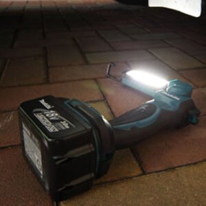 Makita Cordless Torches & Lighting