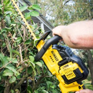 DEWALT Trimmers & Hedge Cutters