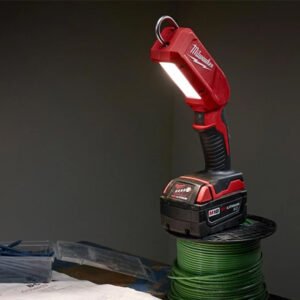 Milwaukee Cordless Torches & Lighting