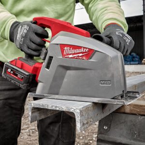 Cordless Metal cutting saws