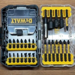 DeWalt Bit Set for Canadian DIYers & Professionals
